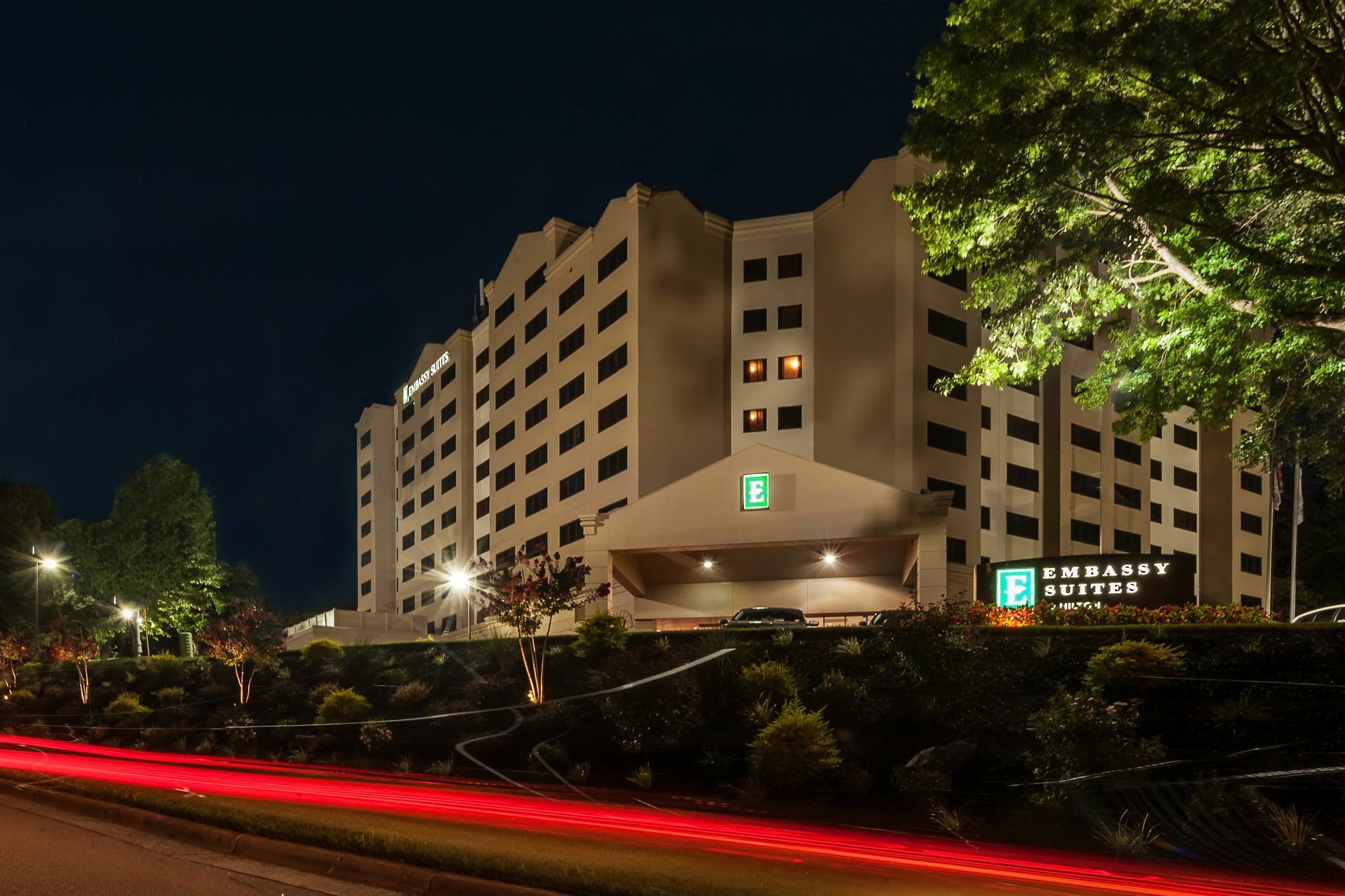 Embassy Suites By Hilton Raleigh Crabtree Exterior photo